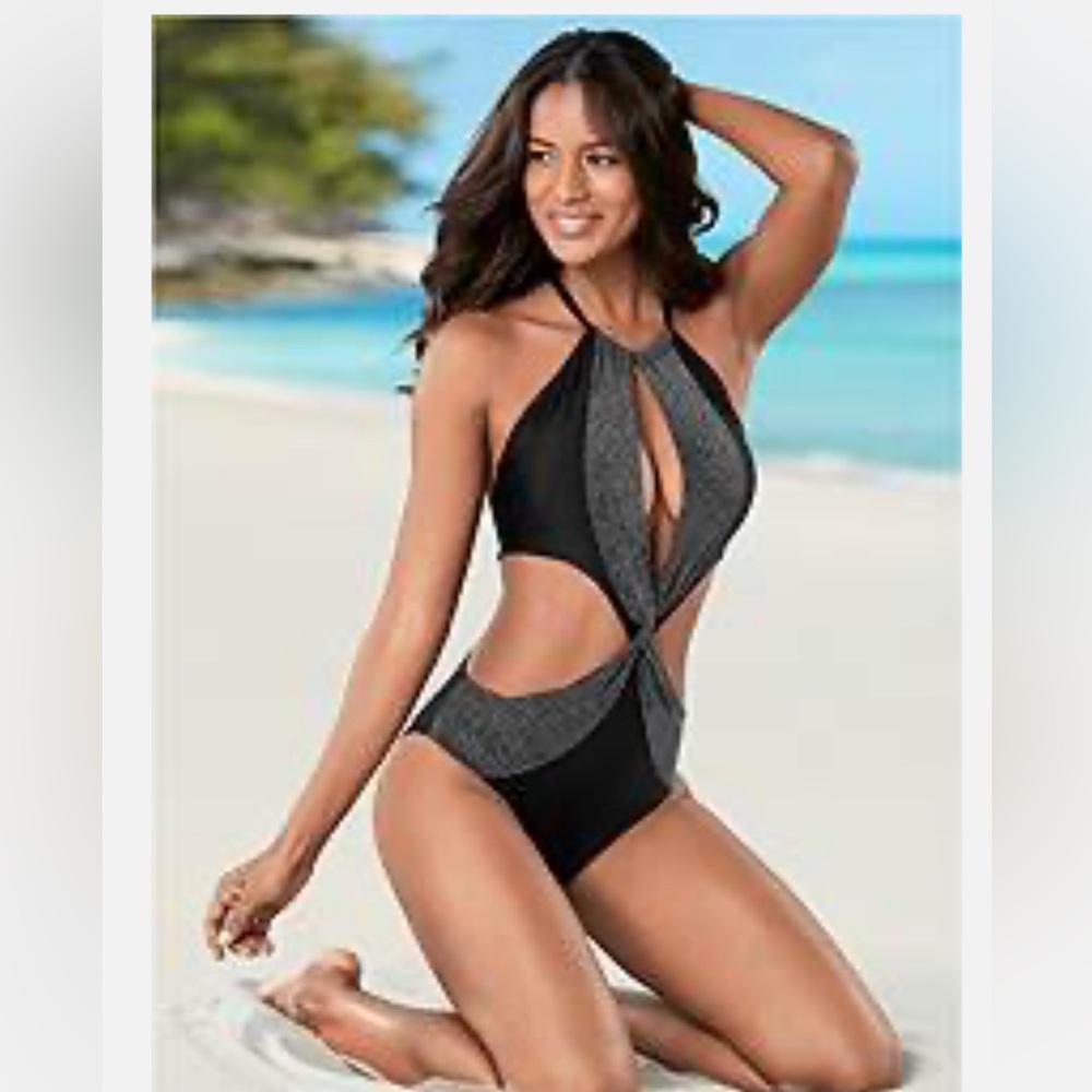 Black and Shimmery Silver Twisted Monokini, NWOT, Size 8